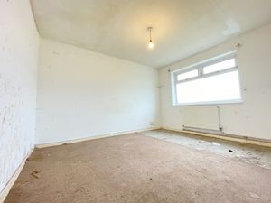 Second Avenue- click for photo gallery